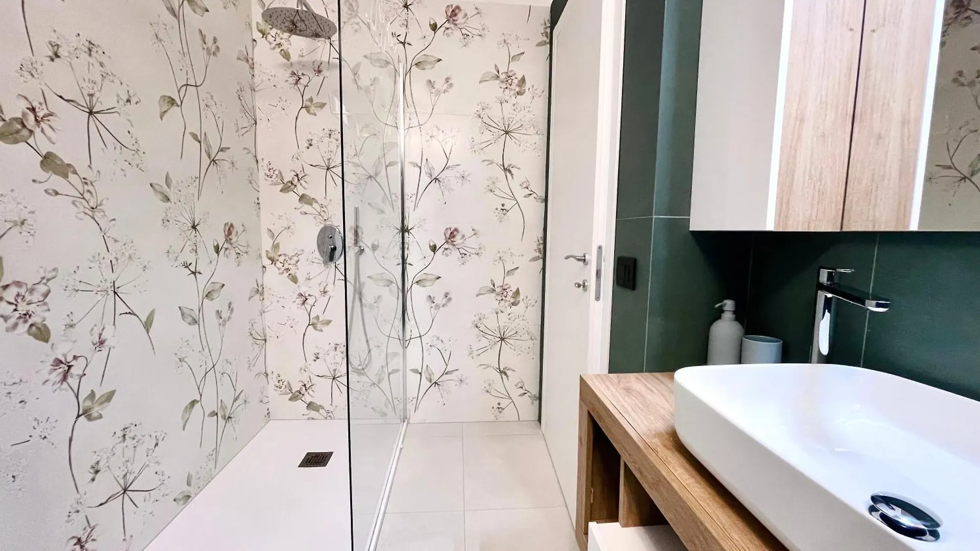 Domus Nova Peschiera Del Garda Apartment Italy